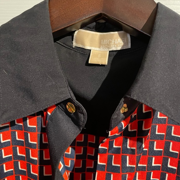 Michael Kors checkered button up jumper. - Picture 3 of 4